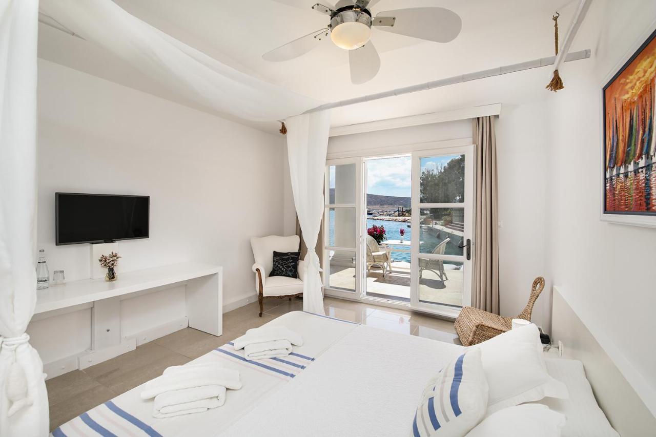 Port Alacati Hotel Exterior photo