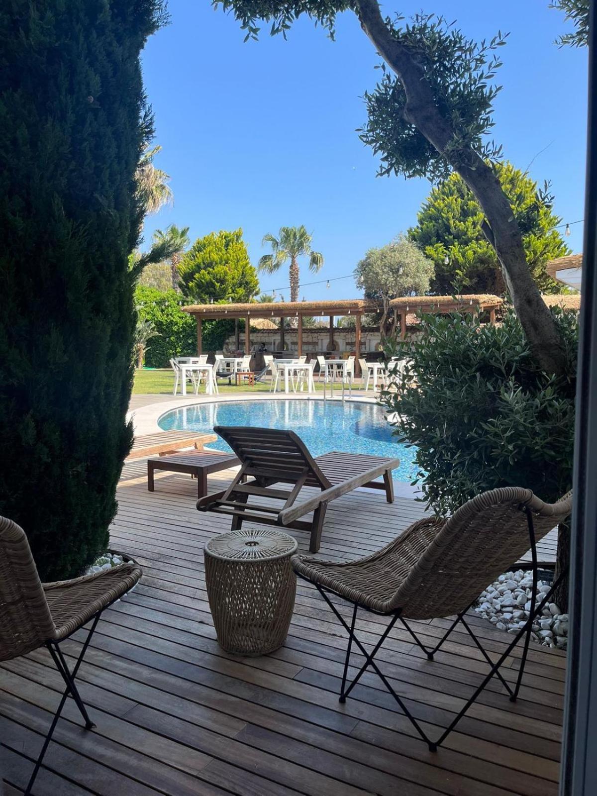 Port Alacati Hotel Exterior photo